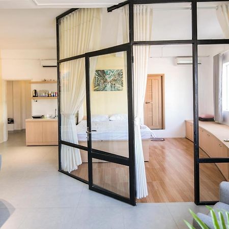 Scandinavian Apartment With Balcony In Bui Vien TP. Hồ Chí Minh Ngoại thất bức ảnh
